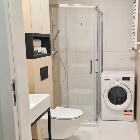 Eveline 科沃布热格